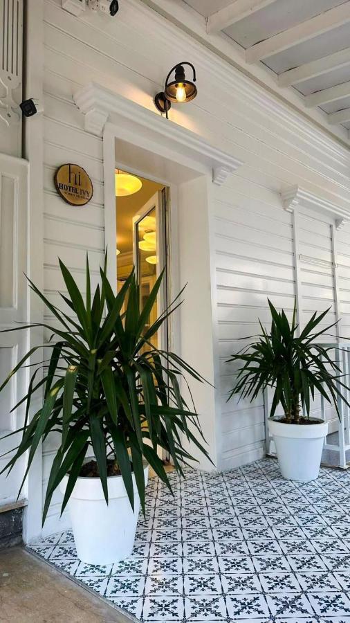 Hi Hotel Ivy Bueyuekada Adalar Bagian luar foto